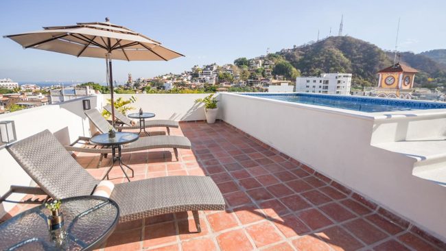 Tres Marias / Terrace Gallery